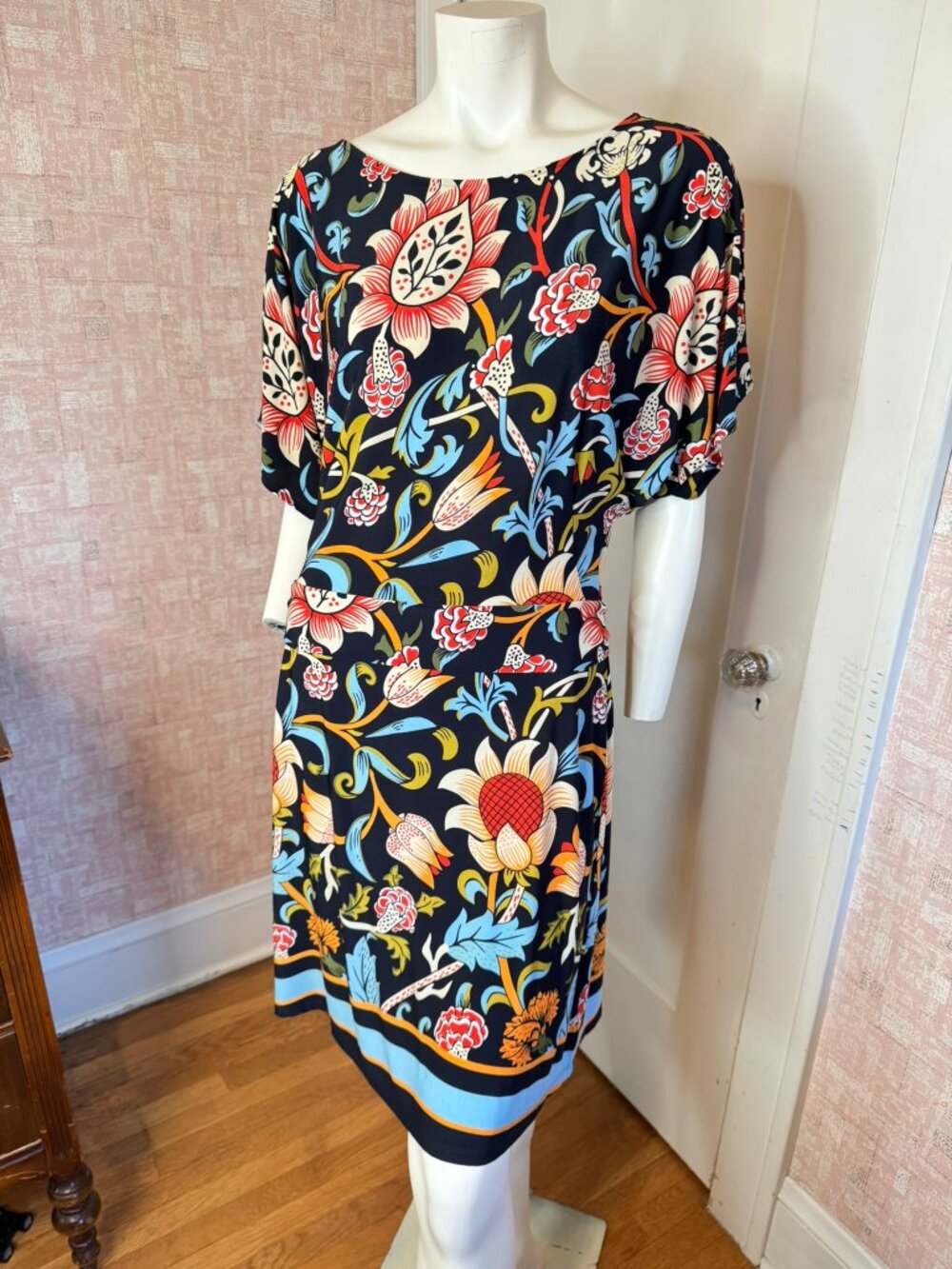 BCBG Maxazria Floral Tie Waist Sheath Midi Dress sz XS